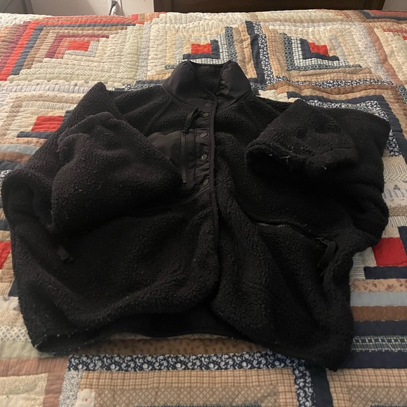 Sweater - Picture 4 of 4